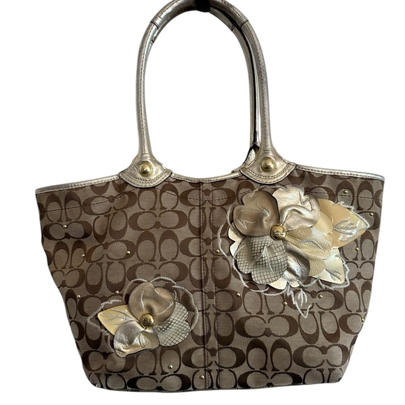 Coach Bleeker Tote in Floral - Picture 1 of 14